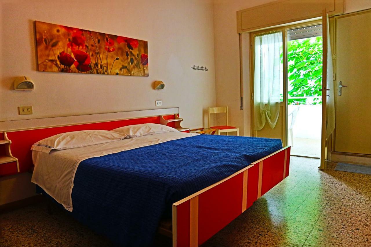 Splendid B&B Milano Marittima Kültér fotó