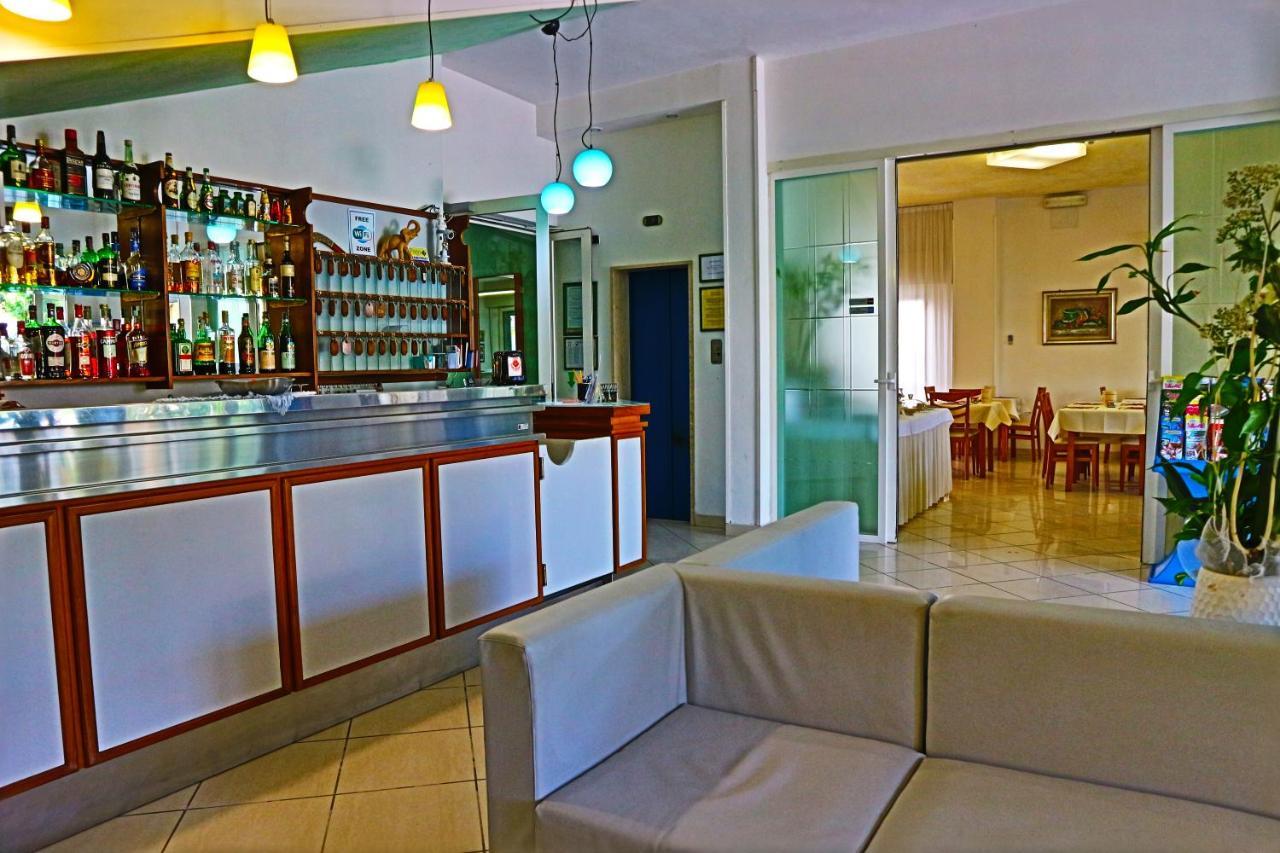 Splendid B&B Milano Marittima Kültér fotó